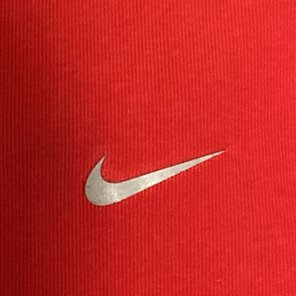 Nike athletic fit dry sleeveless top size small red 3M reflective hits - Picture 6 of 16